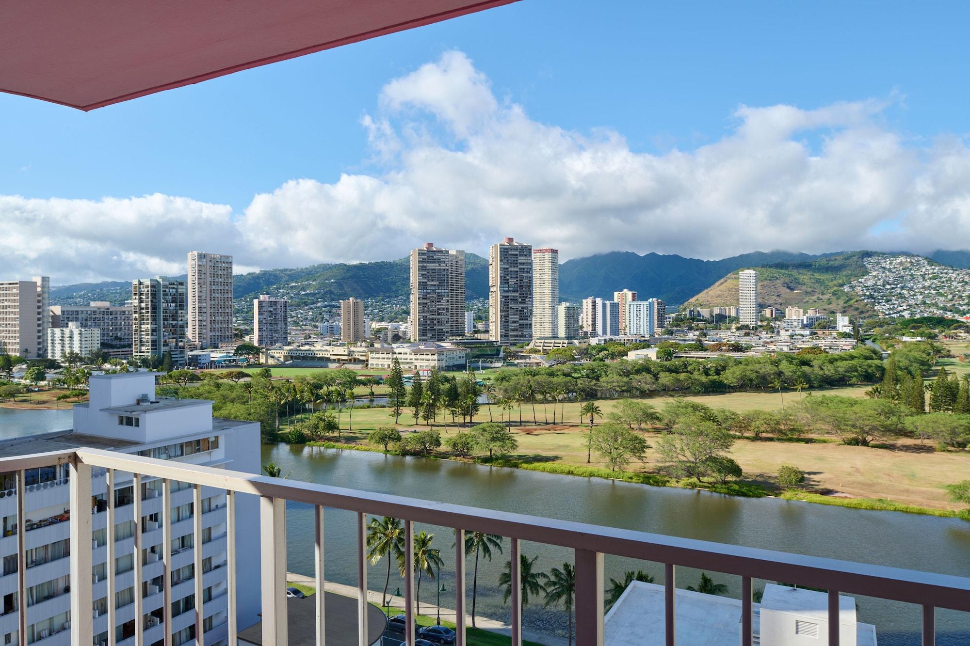 Ilima Hotel Honolulu Exterior photo