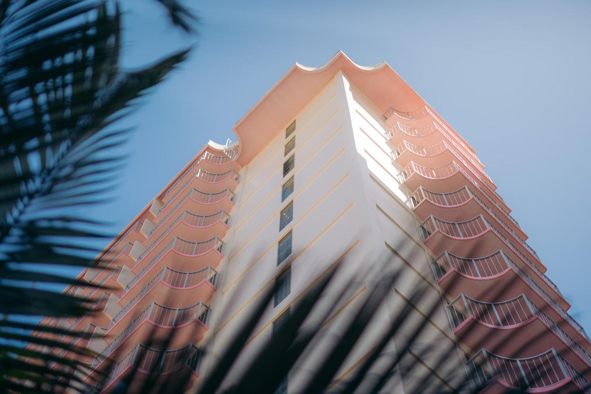 Ilima Hotel Honolulu Exterior photo